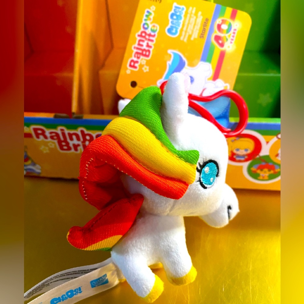 RAINBOW BRITE NWT STARLITE 40 YEARS ADORABLE COLLECTIBLE BACKPACK CLIP PLUSH
